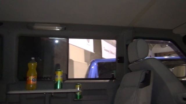 Volkswagen Transporter T4 Multivan (1992) Exterior and Interior смотреть онлайн