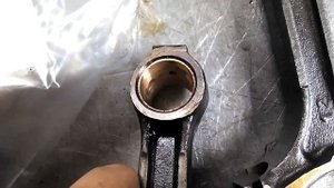 В шатунах 406 со смещением растачили втулки  -  брак, под замену