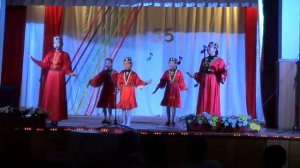6. Семейный ансамбль «Мамы и дети» - калмыцкая песня «Шарка-барка»