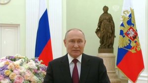 Владимир Путин поздравил женщин с Международным женским днём