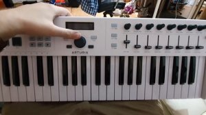 Arturia KEYLAB 49 - отличная миди клавиатура. Распаковка Keylab 49 и первые впечатления