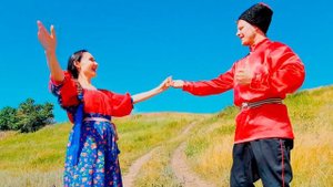 Казачий хор с песней "Вишня белоснежная цветет".