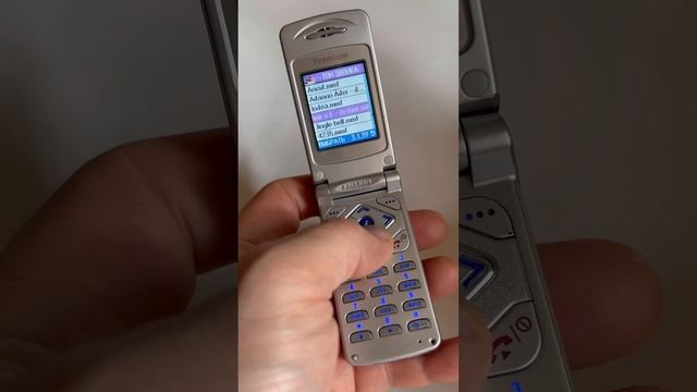 Samsung s200 стильный и красивый