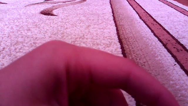 Как сплести брелок из резинок  помпон