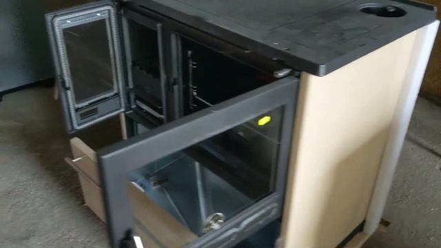 отопительно варочная печь с духовкой бюджетная и средний класс для обогрева и готовки Plamen,thorma