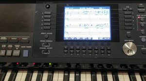 Piano Yamaha Clavinova CVP 503.