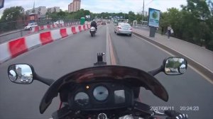 СЕГОДНЯ НА МОТОЦИКЛЕ. ПОКАТУШКИ ПО ГОРОДУ. опасное сближение, безопасное вождение мотоцикла в город