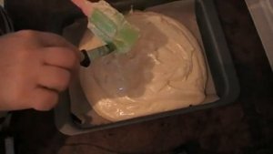 Бисквит с миндальной мукой для тортов и пирожных .