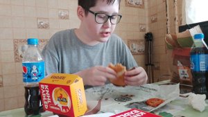 Весь день ем Burger king