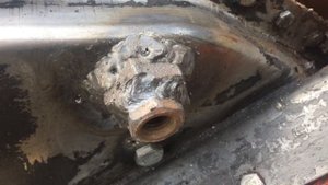 Течет масло из пробки редуктора! Как я это устранил!