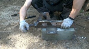 СЛЕСАРНЫЕ ТИСКИ СВОИМИ РУКАМИ, ЭЛЕМЕНТЫ КОНСТРУКЦИИ И ПРИНЦИП!!!