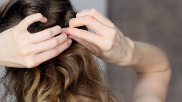 3 БЫСТРЫЕ И НЕОБЫЧНЫЕ ПРИЧЕСКИ НА КАЖДЫЙ ДЕНЬ смотреть онлайн