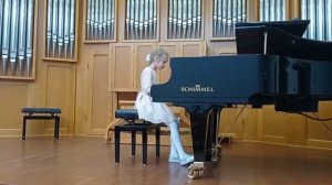 1.С.Геллер, Бабочки (этюд); 2. В.Гиллок, В старой Вене; 3.И.Парфенов, Бармалей