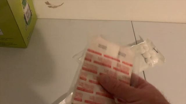 Best First Aid Kit on Amazon смотреть онлайн