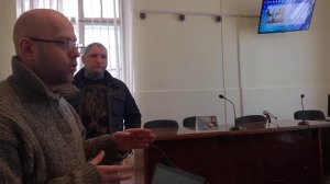 Доктор Бонов на лікарняному судилище.