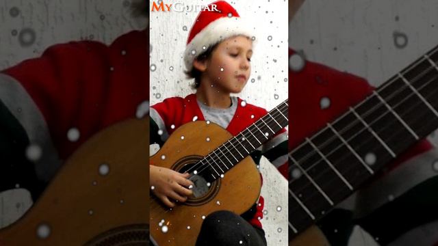 "Jingle Bells". J. Pierpont. "Колокольчики". Д. Пьерпонт. Исполняет Михаил Москалик, (9 лет).