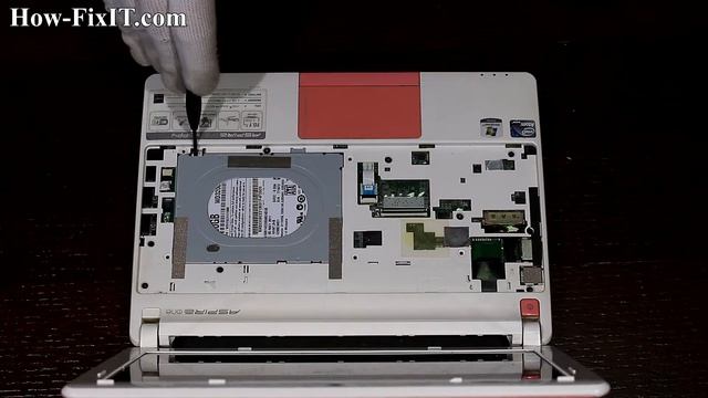 How to install SSD in Acer Aspire One HAPPY2 | Hard Drive replacement смотреть онлайн