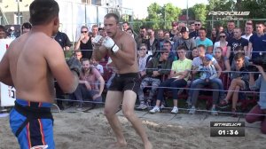 Крепкий против Здорового мужика