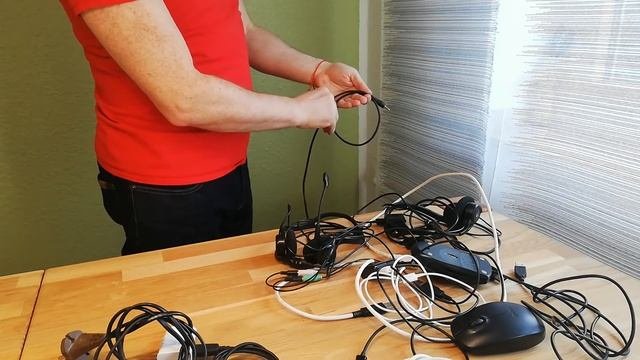 Kabelsalat organisieren. Cable management. Как смотать кабель