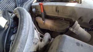 купил старый мерседес\w211 по самому низу