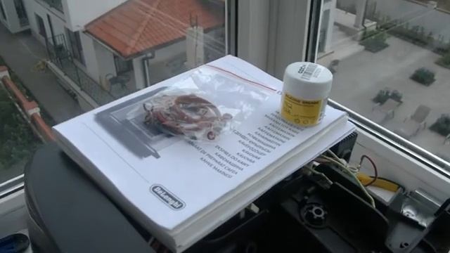 Кофемашина De'Longhi Magnifica ESAM -ремонт смотреть онлайн