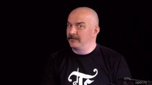 Клим Жуков и Реми Майснер про строительство баррикад на примере Уго Чавеса.