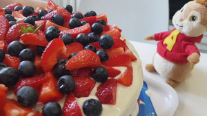 Клубничный торт "Анеса" с кремом из маскарпоне Strawberry cake "Anesa" with mascarpone cream