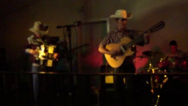 Benito Soto y Jose Barrientos - Polka Rosanna - Tony De La Rosa смотреть онлайн