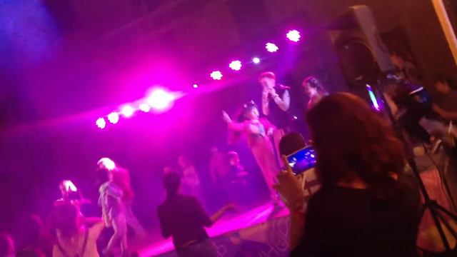 "СВІТЛО-Яскраві кольори на Ваше свято" (відео старого Айфона IMG 2693) смотреть онлайн