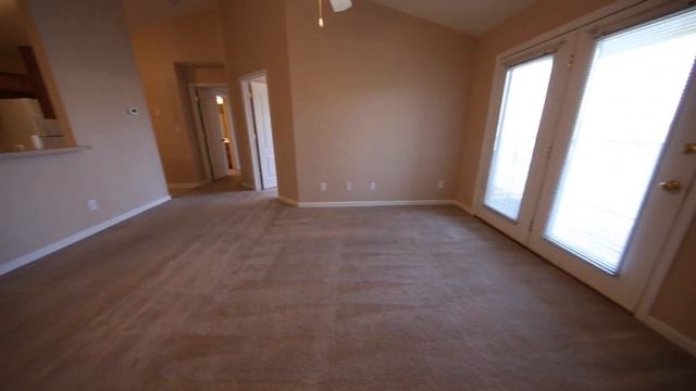 Louisville Area Condo For Sale at 9502 Magnolia Ridge Dr Louisville, KY 40291 смотреть онлайн