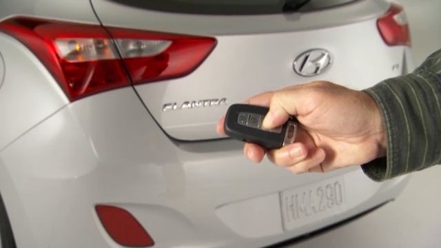 Elantra GT -- Tailgate unlock смотреть онлайн