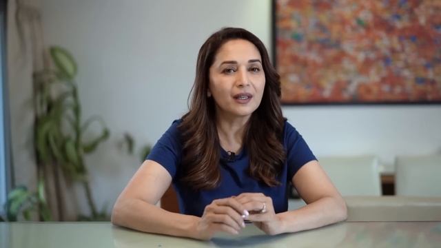 Madhuri Dixit’s Hair Care Routine | Madhuri Dixit Nene смотреть онлайн