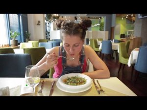 "Еда живая и мёртвая": Первые блюда и их свойства, продукты для женщин, все о нуте и хумусе