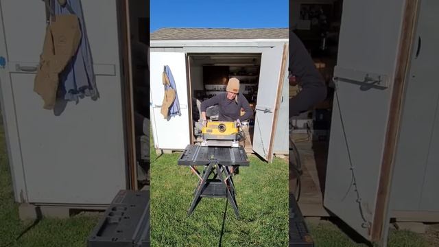 Small Shop Struggles! Setting up the Dewalt planer outside on the Worx table to run long boards.