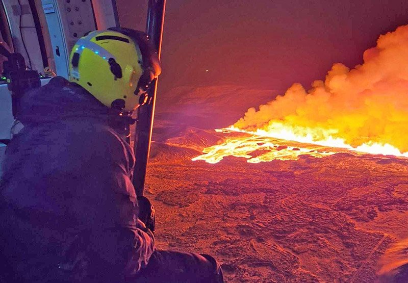 Небо над исландским вулканом украсило северное сияние / События на ТВЦ