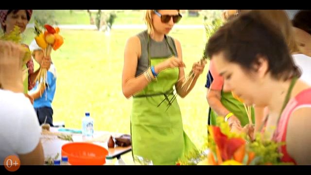 Отдых в выходные: Праздник урожая смотреть онлайн