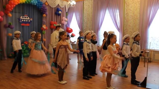 Выпускной в детском саду. Песня "Расскажи нам, капитан". смотреть онлайн