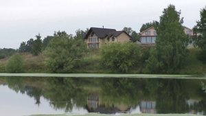 Панорамный обзор реки Пахры в районе деревни Новленское (Домодедовский район)