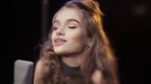 Ева Тимуш поет / Интервью