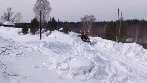 К700 чистит снег. Кировец, дураки и дороги.