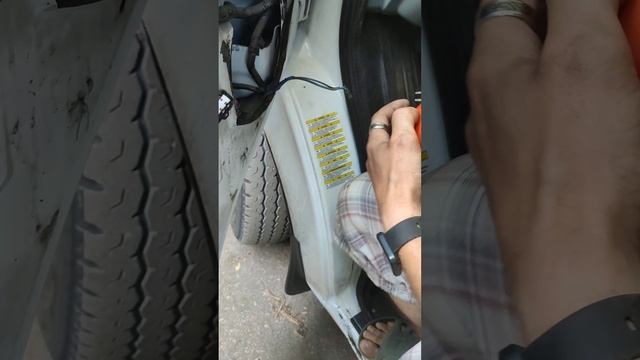 Замена штатных динамиков в Ford transit на DL Audio Barracuda 165 смотреть онлайн