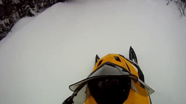deep snow tundra 550 dans la neige poudreuse à gaspé смотреть онлайн
