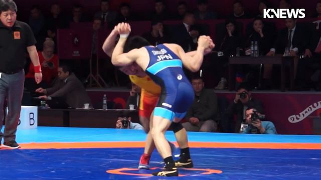 Кыргызстанец Жоламан Шаршенбеков проиграл японцу Шота Танокура чемпионате Азии