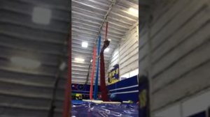 Aerial silks. Кувырок назад из живого узла