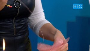 Как сделать брошь-цветок из органзы своими руками / УтроLive / НТС