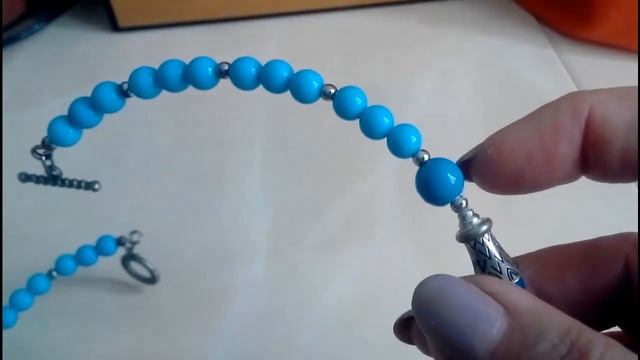 Переделка бирюзовых украшений. Колье с дугами. смотреть онлайн