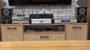 Краткий обзор и пример звучания Dynaudio Emit M10 + Arcam fmj A28 + NAD M51