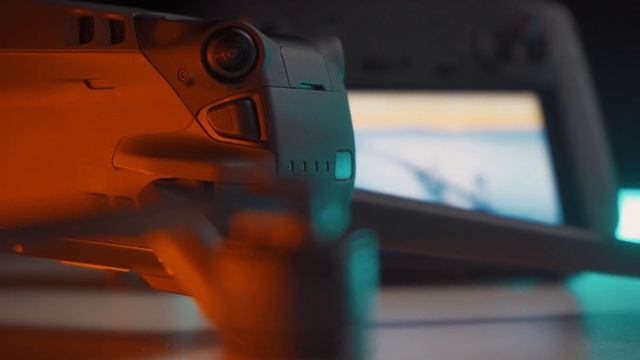 DJI Mavic 3 - сравнение комплектов с DJI Mavic 2 и тест смотреть онлайн