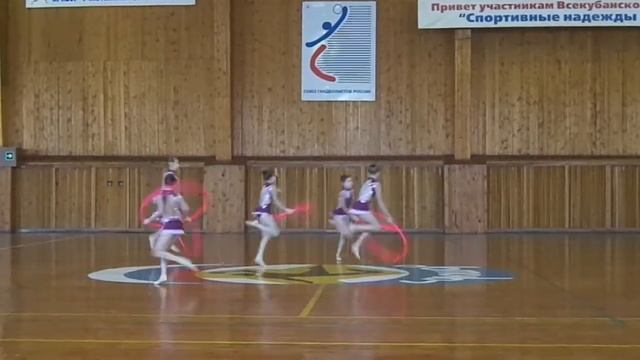 4 Девочки гимнастки смотреть онлайн