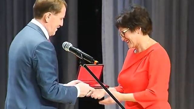 В Воронеже отметили День работника сельского хозяйства и перерабатывающей промышленности. смотреть онлайн